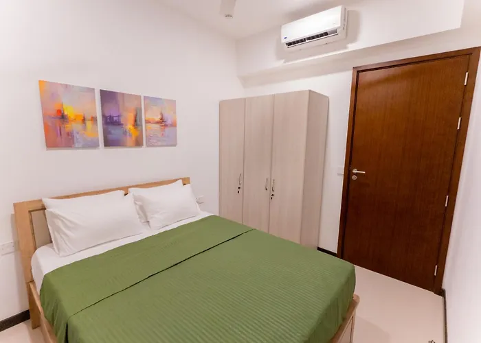 Urban Oasis, Tri-Zen Luxury Apartment In Central Colombo