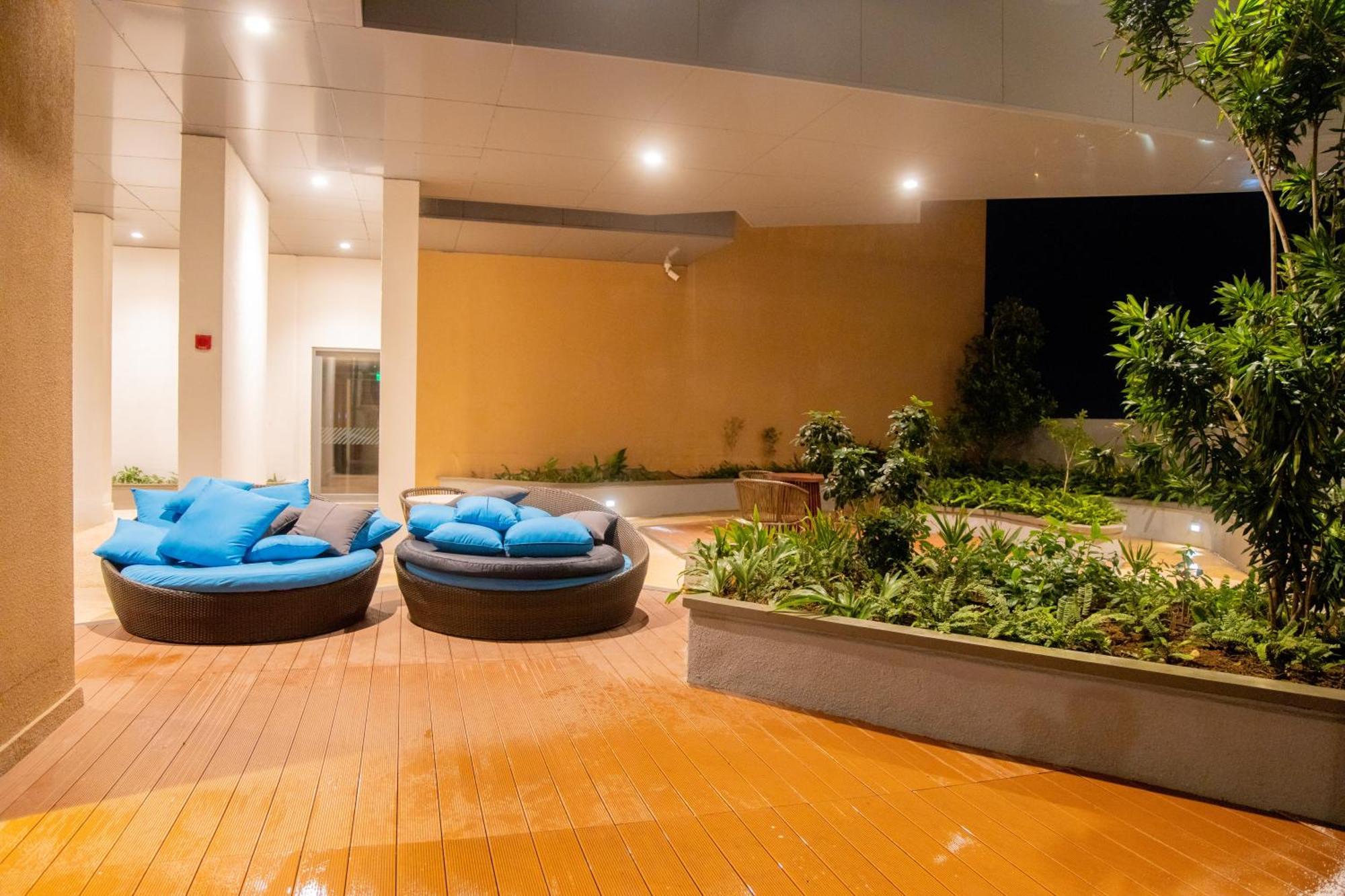 Urban Oasis, Tri-zen Luxury In *